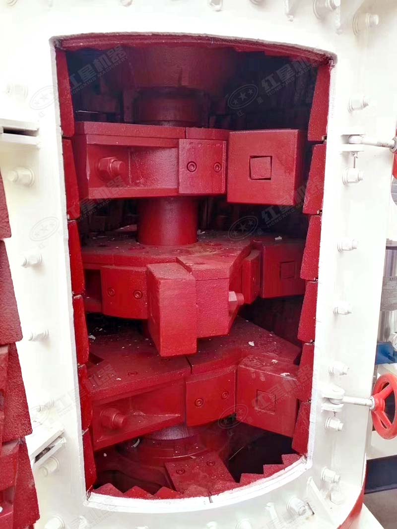 金年会复合式破碎机锤头实拍